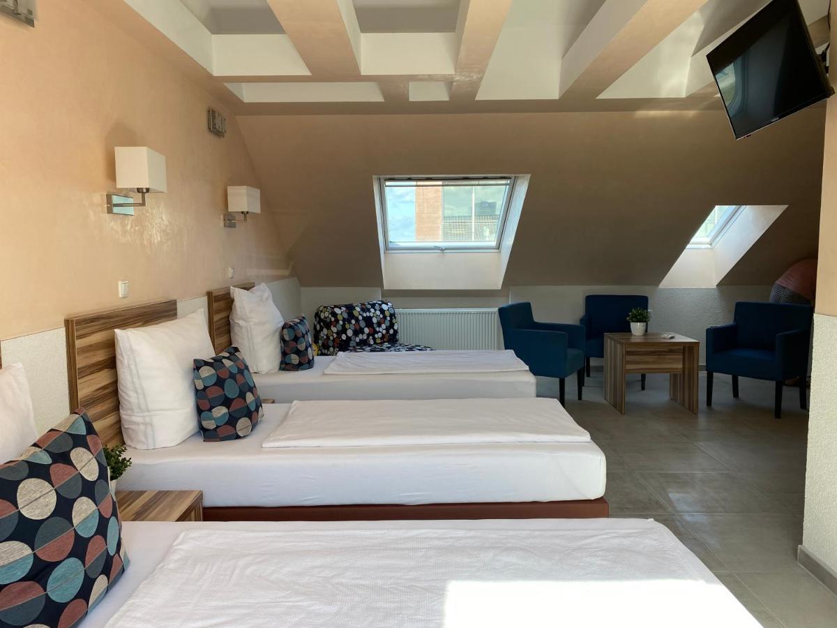 Hotel Am Hafen 曼海姆 外观 照片